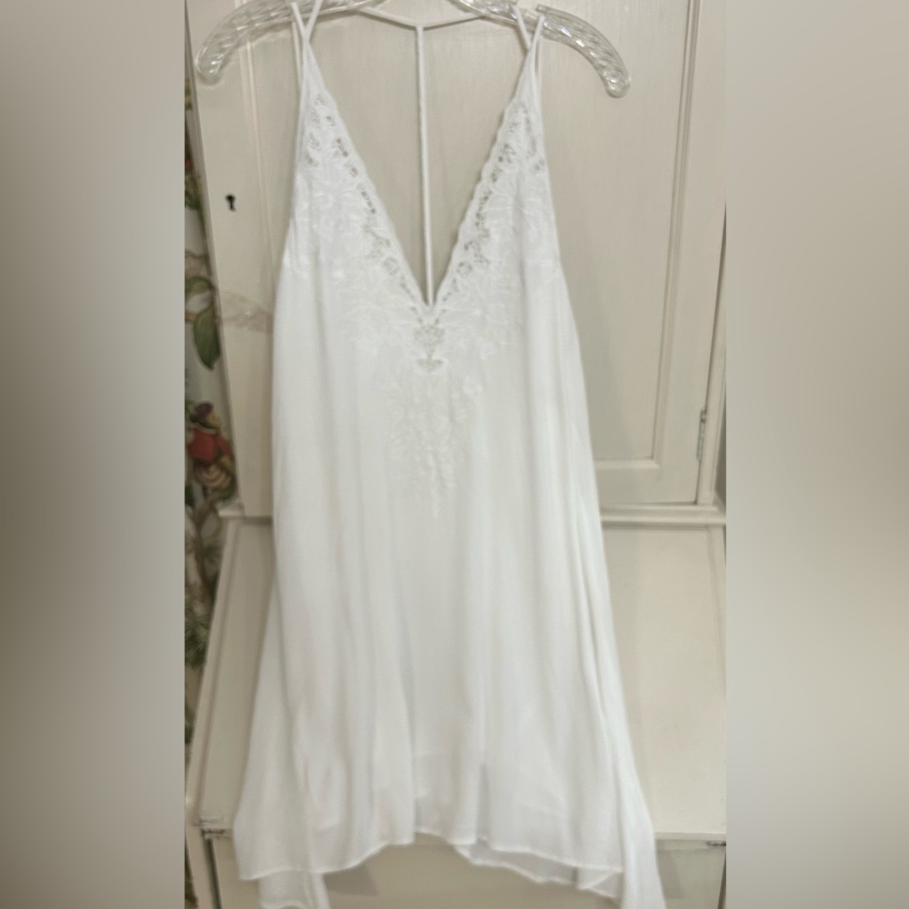 ASTR THE LABLE  White Lace Slip Dress Size SMALL